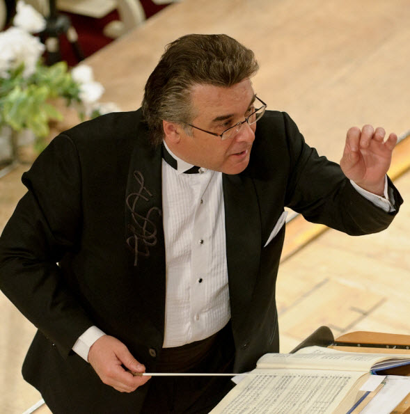 Микола Дядюра, диригент Микола Дядюра, диригент