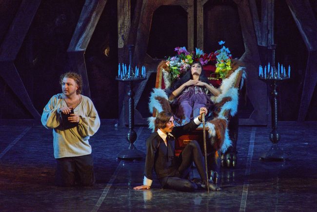 ОПЕРА-БАЛЕТ В.ГУБАРЕНКА "ВІЙ". фото з сайту: http://www.day.kiev.ua ОПЕРА-БАЛЕТ В.ГУБАРЕНКА "ВІЙ". фото з сайту: http://www.day.kiev.ua