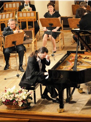 Антоній Баришевський , фортепіано Антоній Баришевський , фортепіано