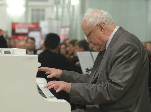 Композитор Мирослав Скорик. Фото с сайту: http://www.day.kiev.ua Композитор Мирослав Скорик. Фото с сайту: http://www.day.kiev.ua