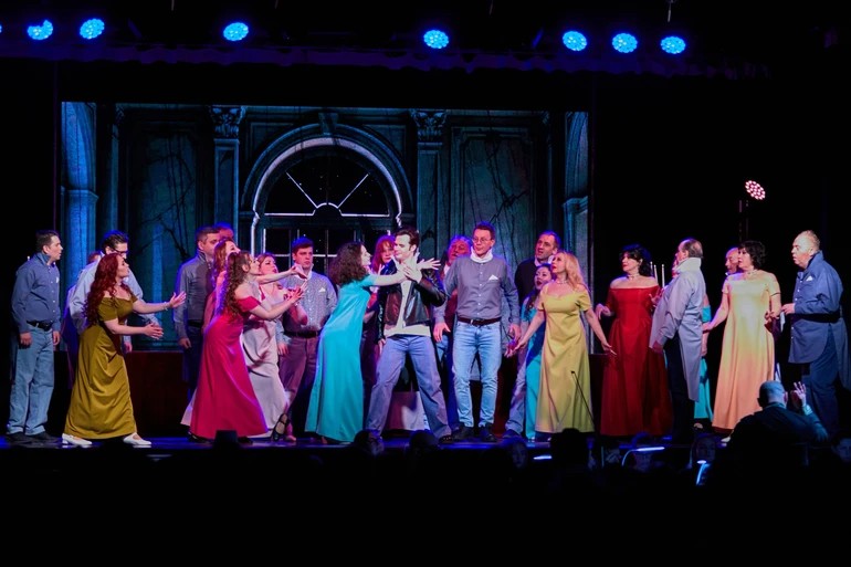 Тарас Шевченко – суперстар! Як прем’єра опери-кабаре 