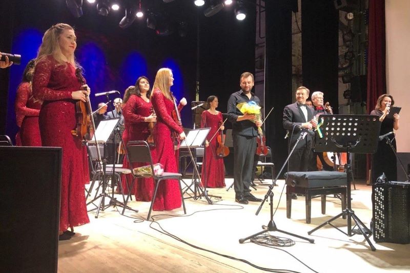 Полтавська обласна філармонія презентувала програму «Присвята Астору П’яццолі».
