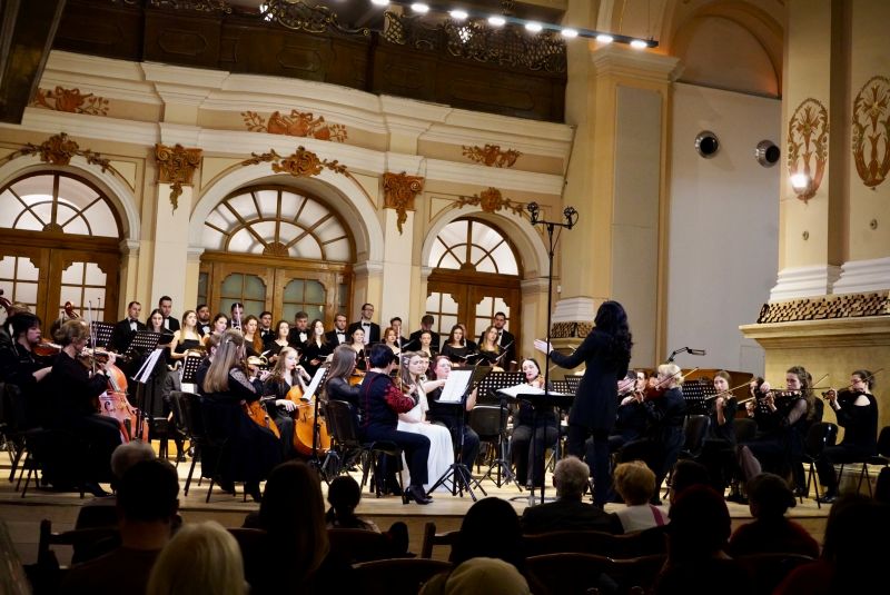 Як у Львівському органному залі лікують душі музикою